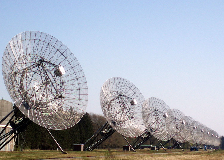 De Westerbork Synthese Radio Telescoop