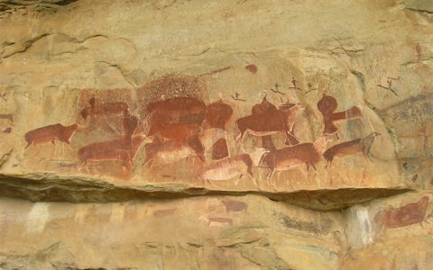 Prehistorische rotskunst: Eland-antilopen met shamanen